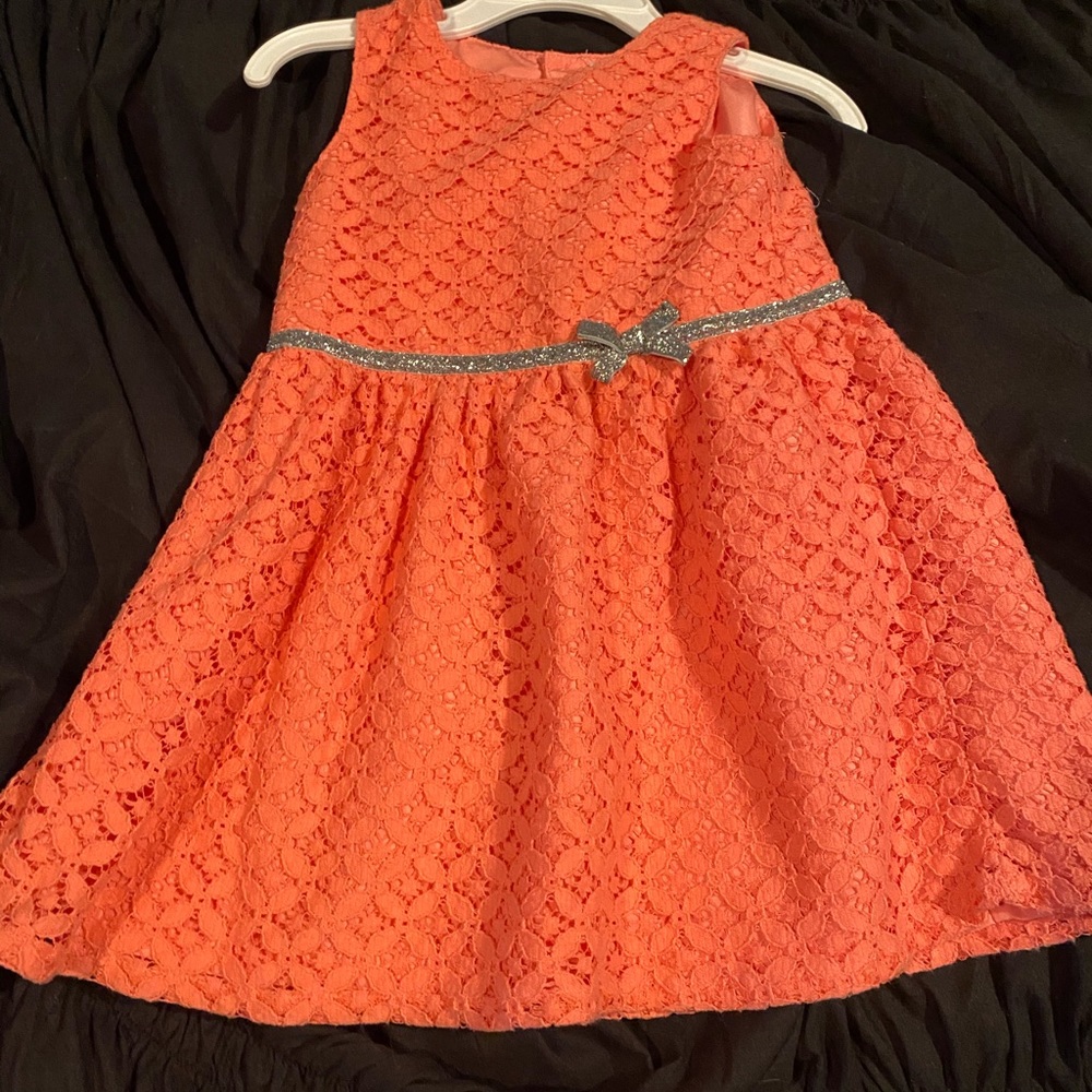 Beautiful Flower Print dress, Silver bow belt.